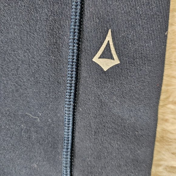 Ivivva by Lululemon Girl's Black Athletic Tights Legging Pants Size 14 - Picture 8 of 8